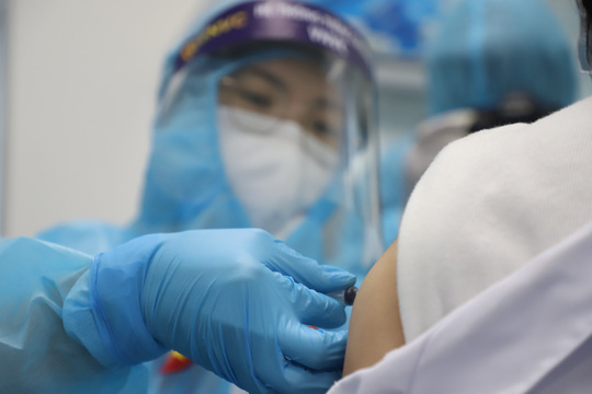 10 nhóm người được tiêm vắc-xin COVID-19 miễn phí tại 63 tỉnh, thành - 1
