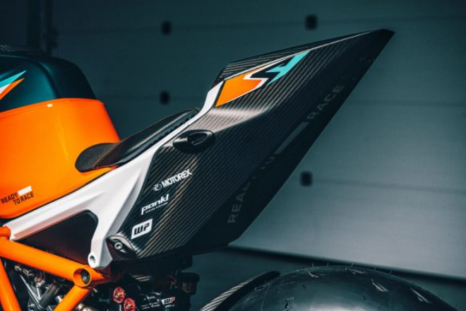 Siêu môtô 2021 KTM 1290 Super Duke RR ra mắt, thân bằng sợi carbon - 5