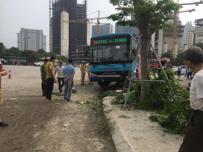 Chiếc xe buýt gây tai nạn.