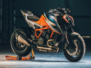 Thế giới xe - Siêu môtô 2021 KTM 1290 Super Duke RR ra mắt, thân bằng sợi carbon