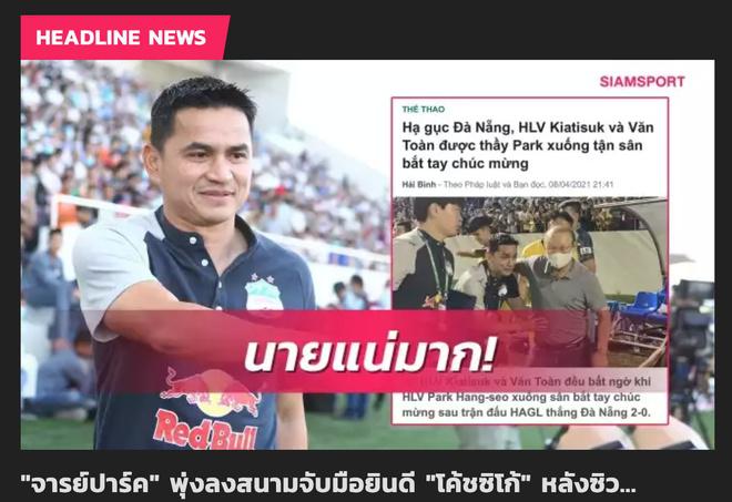 Báo Thái dẫn hình ảnh từ truyền thông Việt Nam ghi lại khoảnh khắc HLV Park Hang-seo chúc mừng HLV Kiatisak