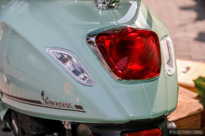 2021 Vespa Primavera PicNic có số lượng siêu hiếm, giá 112 triệu đồng - 15