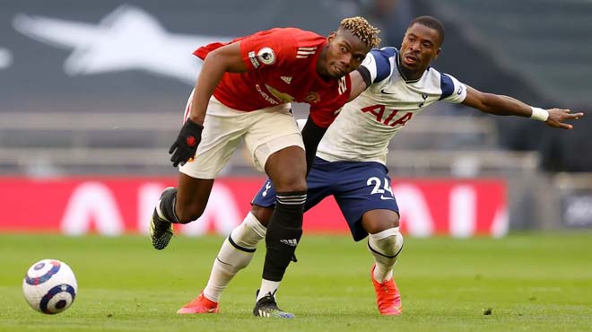 Pogba tỏa sáng rực rỡ trước Tottenham