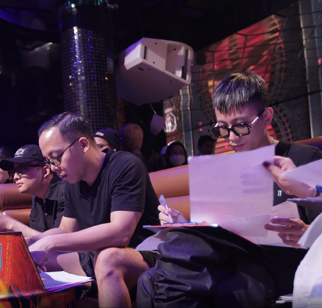 Giám đốc âm nhạc cùng 2 giám khảo của Rap Việt tại buổi casting khu vực miền Nam