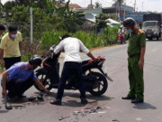 Tin tức trong ngày - Video: Va chạm ngã ra đường, 2 người bị ô tô đi ngược chiều tông tử vong