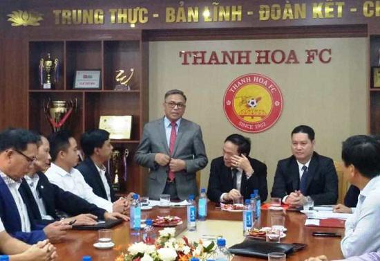 Ông Cao Tiến Đoan tại lễ bàn giao CLB bóng đá Thanh Hóa. Ảnh: Gia đình Việt Nam