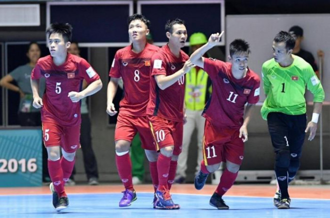 Tuyển Futsal Việt Nam thi đấu thành công và đoạt giải fair play FIFA Futsal World Cup 2016.