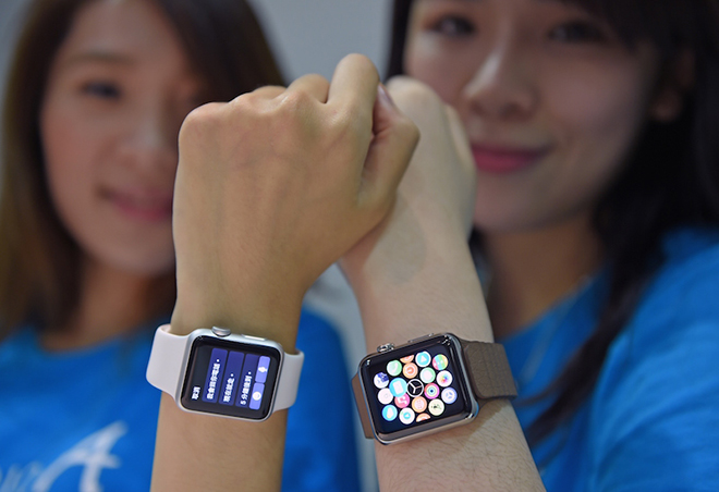 Tính năng ECG đã tương thích trên&nbsp;Apple Watch Series 4, Series 5 và Series 6.