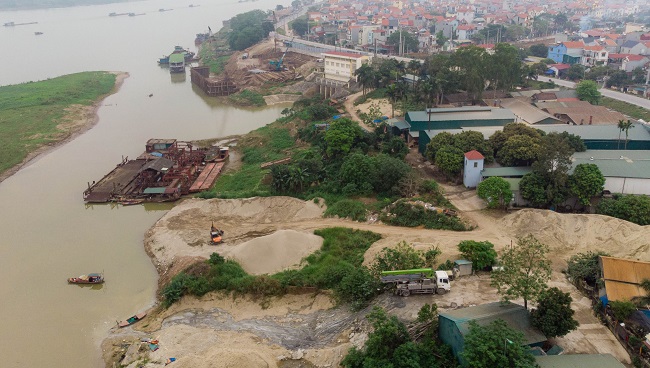 Các bãi sông này định hướng phát triển thành khu đô thị mới hiện đại, nhà ở sinh thái chất lượng cao. Các công trình thiết kế chịu lũ với tầng một sử dụng đỗ xe, công cộng để giảm thiểu thiệt hại khi có lũ.
