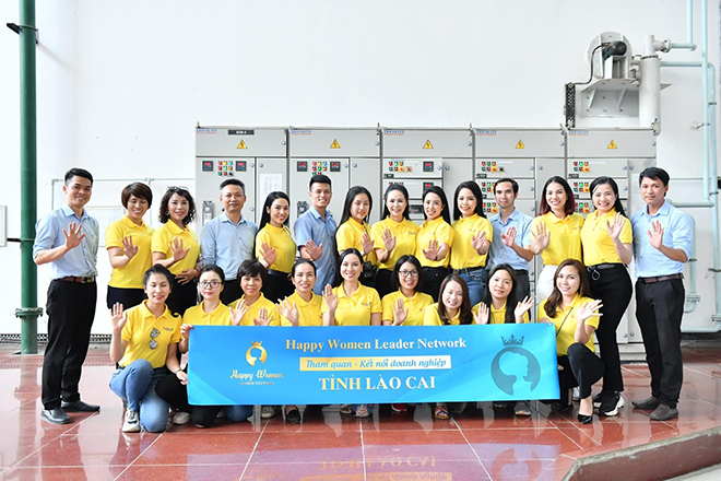 Ban lãnh đạo Happy Women Leader Network và các nữ doanh nhân hội viên trong Chuyến thăm quan Doanh nghiệp tại tỉnh Lào Cai