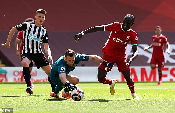 Trực tiếp bóng đá Liverpool - Newcastle: Cú sốc phút bù giờ (Hết giờ) - 3