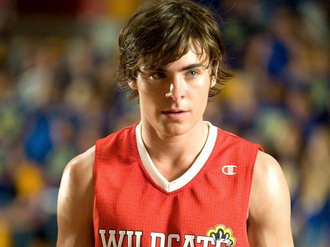 Vẻ điển trai, lịch lãm của tài tử người Mỹ trong loạt phim "High School Musical" đình đám