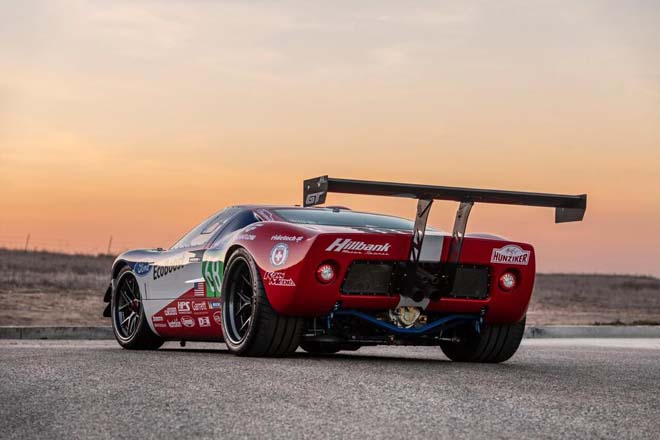 Siêu xe &#34;kén khách&#34; Ford GT sắp về Việt Nam - 3