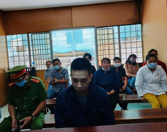 Bị cáo Nguyễn Minh Hải lãnh 15 năm tù về tội "Giết người"