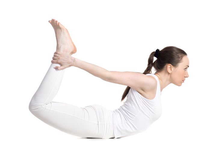 Những động tác yoga giúp chị em cải thiện vòng 1 săn gọn, hình dáng đẹp - 4