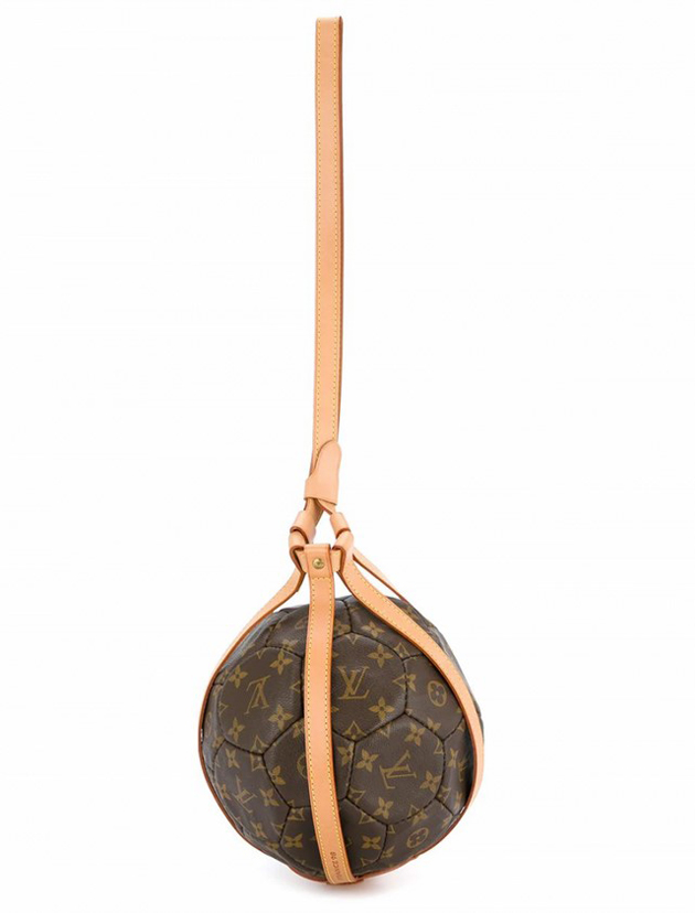 Ngắm lại chiếc túi hình quả bóng ấn tượng của Louis Vuitton - 2