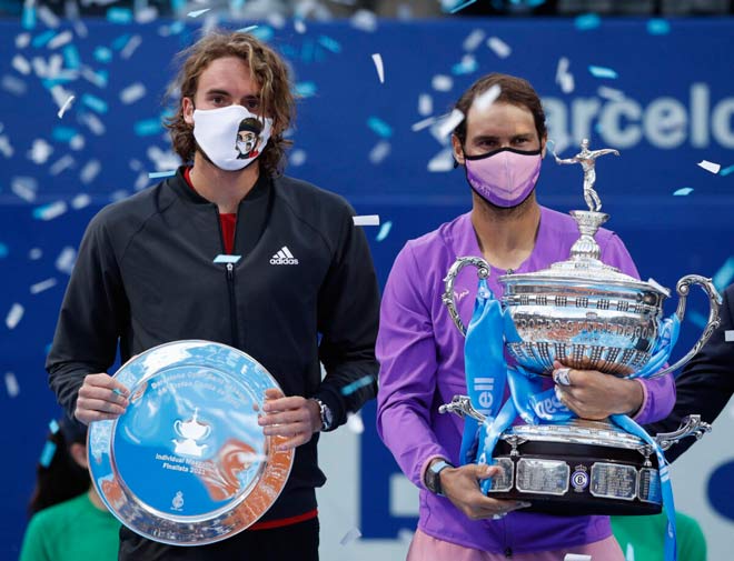 2 lần gặp Tsitsipas ở chung kết Barcelona Open (2018 và 2021), Nadal đều chiến thắng để đoạt cúp vô địch