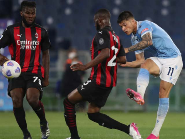 Milan gặp nhiều khó khăn trước một Lazio chơi thăng hoa