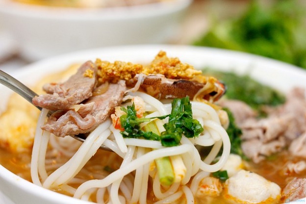 Ngoài phở bò, về Nam Định nhất định phải ăn bún đũa Chợ Rồng - 2