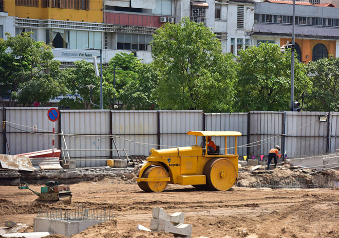 Ảnh: Trung tâm Sài Gòn trước và sau khi tháo dỡ rào chắn công trình Metro số 1 - 15