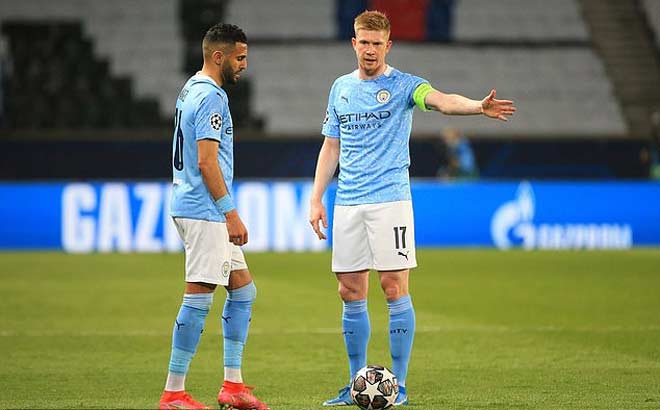 Mahrez hỏi xin De Bruyne quyền đá phạt cho đội khách và đã được tiền vệ người Bỉ đồng ý