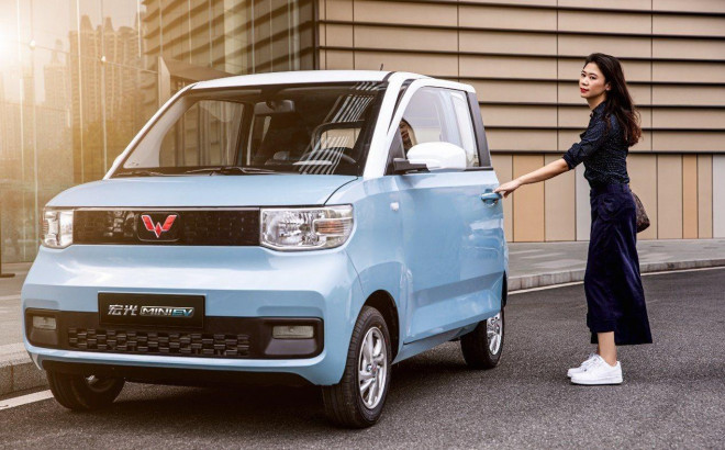 Xe&nbsp;Hong Guang Mini EV&nbsp; với giá chỉ hơn 100 triệu đồng.