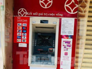 Pháp luật - Loạt cây ATM ở Bình Dương bị kẻ gian đập phá