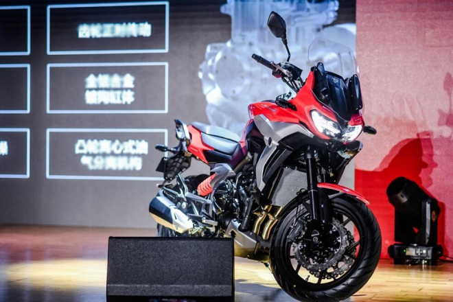 Xuất hiện môtô Trung Quốc mang “tim lạ”, đấu lại Suzuki V-Strom 650 - 2