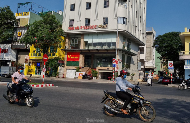 Ca nghi nhiễm COVID-19 mới là nhân viên massage trong khách sạn Phú An, cùng nơi làm việc với bệnh nhân NT.N. được Bộ Y tế công bố ngày 3/5. Ảnh: Thanh Trần.