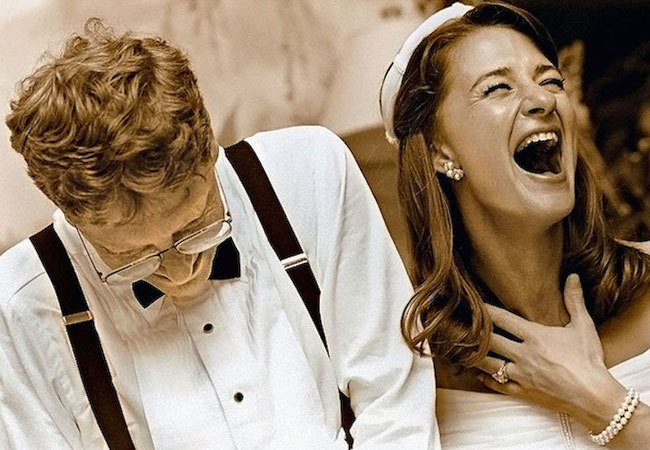 Bill Gates và vợ là bà Melinda trong ngày cưới (ngày 1/1/1994).
