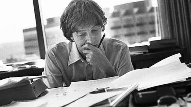 Bill Gates tại văn phòng làm việc của mình ở Bellevue, Washington&nbsp;vào năm&nbsp;1980.