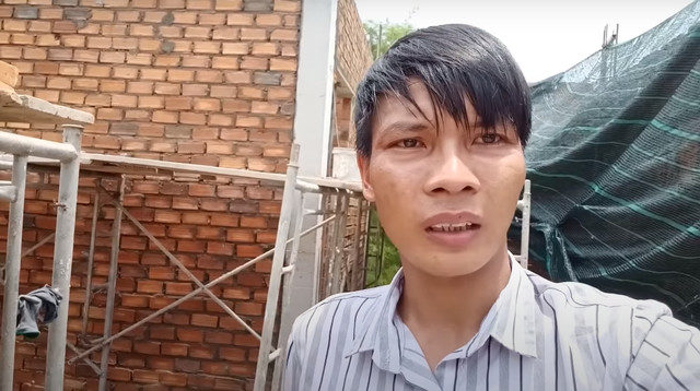 Thu nhập của 2 YouTuber phụ hồ &#34;nghèo nhất&#34; VN: Con số ngã ngửa - 3