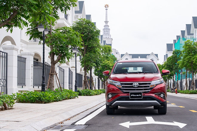 Toyota Rush bổ sung gói bảo hiểm vàng chính hãng cho người Việt - 1