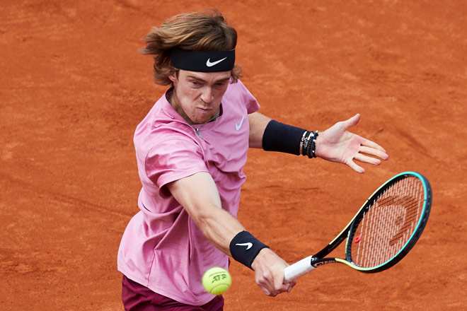 Andrey Rublev ra quân đầy vất vả ở Madrid Open năm nay