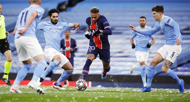 Neymar thường xuyên có những pha xử lý màu mè