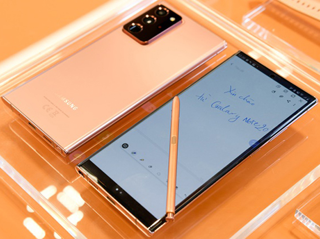 Galaxy Note 20 Ultra sở hữu màn hình cực xịn.