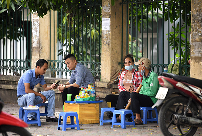 Bắc Ninh yêu cầu dừng các quán ăn, quán cà phê vỉa hè, trà chanh, trà đá, giải khát vỉa hè trên địa để phòng dịch COVID-19. Ảnh minh hoạ.