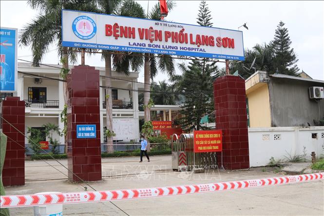 Bệnh viện Phổi Lạng Sơn có ca nghi nhiễm COVID-19 (ảnh: TTXVN)