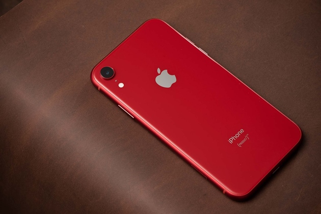 Giá iPhone XR mới nhất 2021 và liệu còn phù hợp để mua? - 1