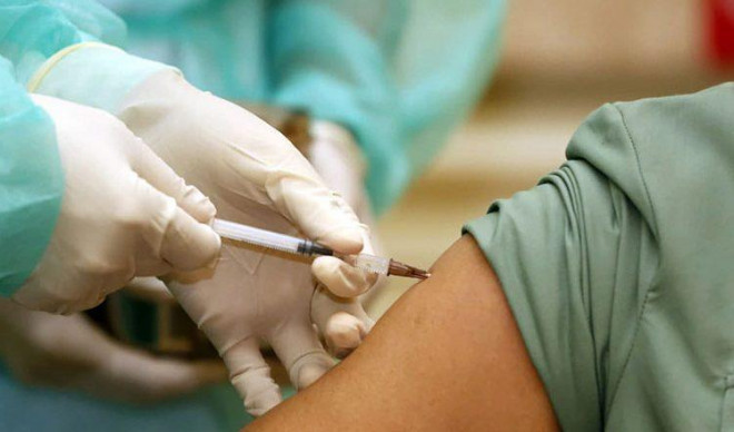 Campuchia công bố ngân sách 20,59 triệu USD cho chương trình vắc-xin 9 tháng. Ảnh: AKP
