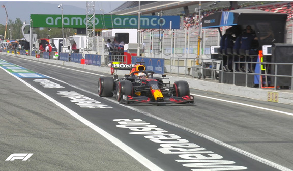 Verstappen quyết định pit để “săn” điểm thưởng fastest lap