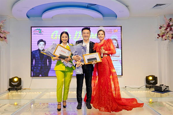 Hoa hậu Nhân ái Hoàng Thị Bích Ngọc tỏa sáng và quen thuộc trên thương trường - 8