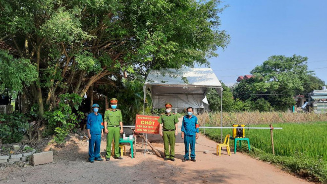 Chốt kiểm dịch tại xã Hương Lạc, Lạng Giang, Bắc Giang - Ảnh: Công Doanh