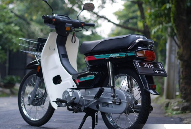 Honda Dream Lùn “thét” giá cao ngất và cảnh báo bất ngờ từ giới chơi xe - 7