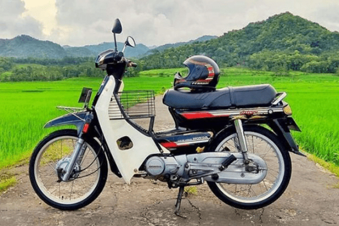 Honda Dream Lùn “thét” giá cao ngất và cảnh báo bất ngờ từ giới chơi xe - 3