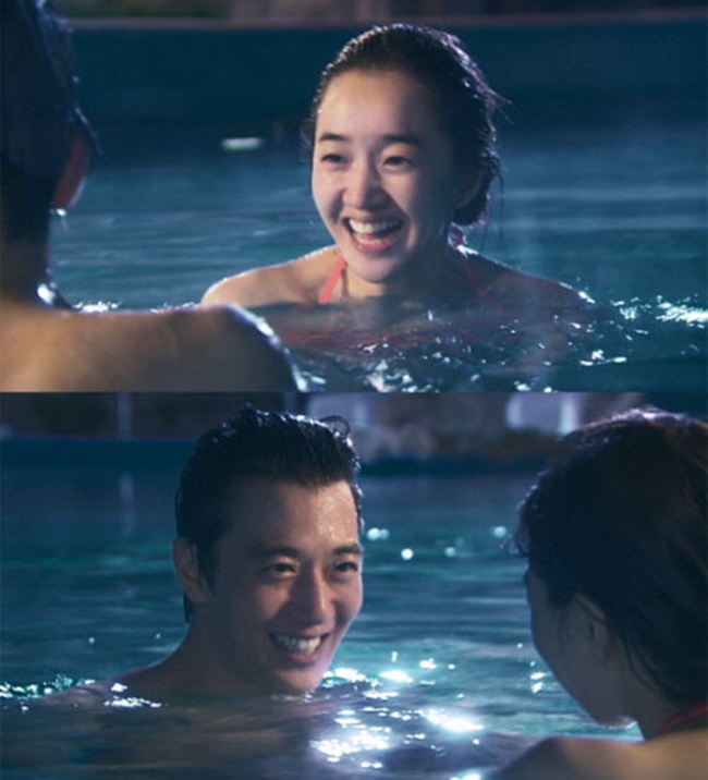 "Nữ hoàng phim bi" - Soo Aee có cảnh diện bikini khóa môi dưới nước với Kim Rae Won trong Lời hứa 1000 ngày/ A Thousand Days Promise.
