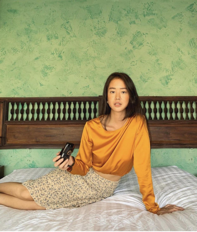 Vẻ đẹp da nâu ngực mỏng của nữ chính trong MV "Trốn tìm" của Đen Vâu - 2