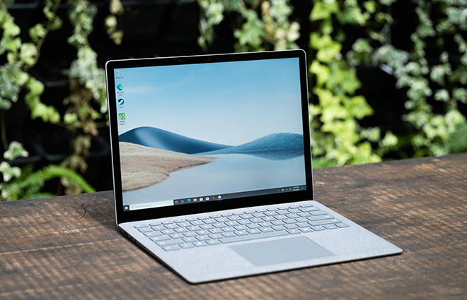 Surface Laptop 4.