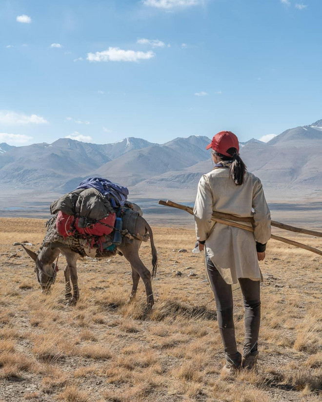 Cô gái trẻ ở Afghanistan