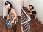 Thể thao - Hot girl tập Gym “luyện công” thời Covid: Người đẹp bê bình nước 20 lít